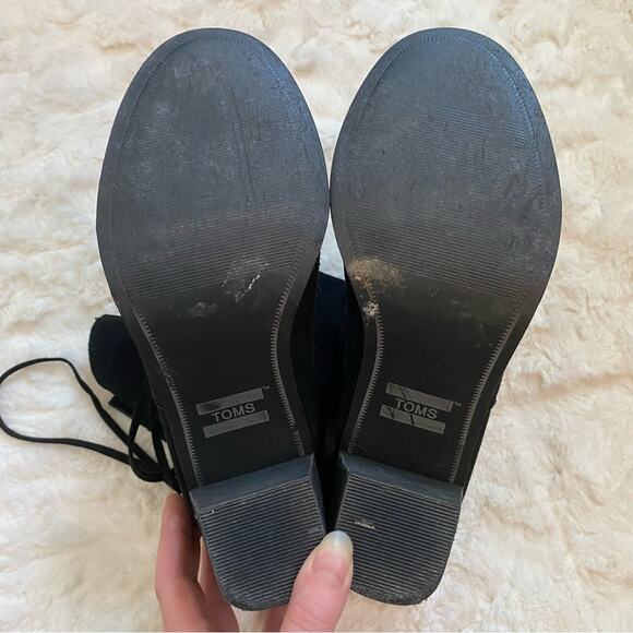 Toms Mila Black Suede Block Heel Lace Up Slouchy Boho Boots Size 8 Womens - Picture 14 of 16